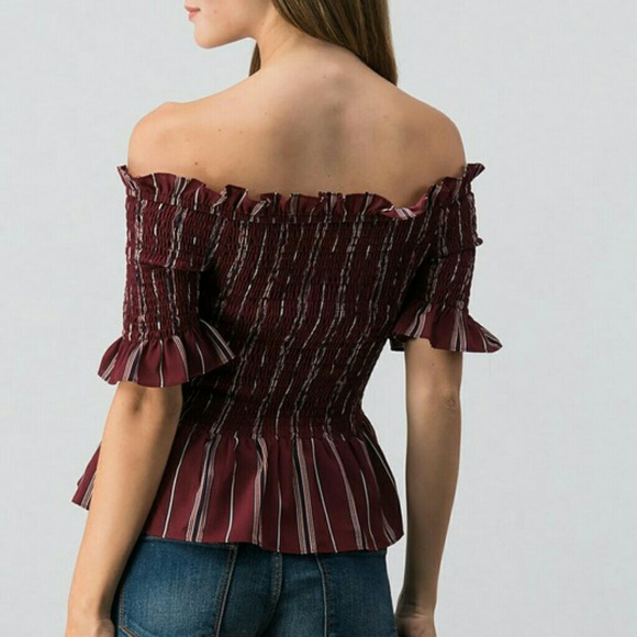 Off shoulder striped smocked top ( 2 LEFT ) - Picture 3 of 3